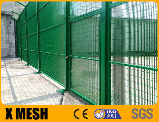 Zielony płótno o pokrycie proszkiem z górnym ramieniem Y i drutem Concertina dla obszarów o wysokim bezpieczeństwie