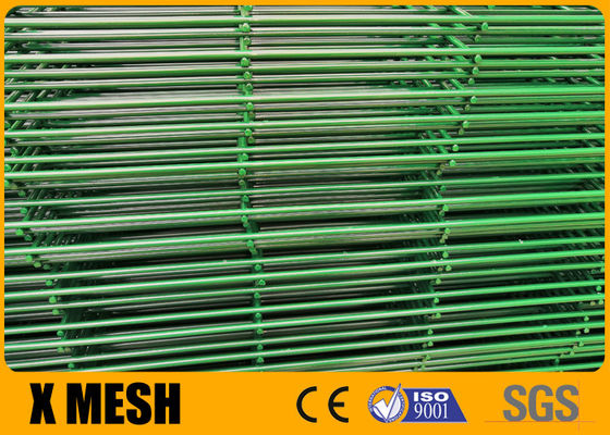 Ogrodzenie z siatki metalowej o średnicy 5 mm RAL 6005 Zielone panele ogrodzeniowe 3d